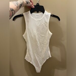 Le lis white bodysuit